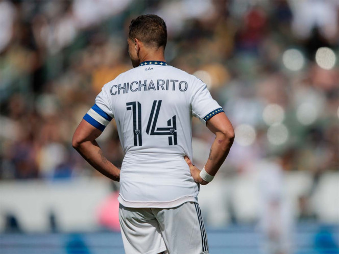 ‘Chicharito’ Hernández sufre lesión de rodilla en juego del Galaxy