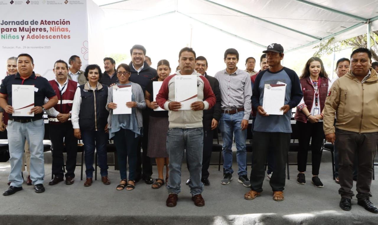 Prioriza gobierno estatal atención a poblanas en región de Tehuacán