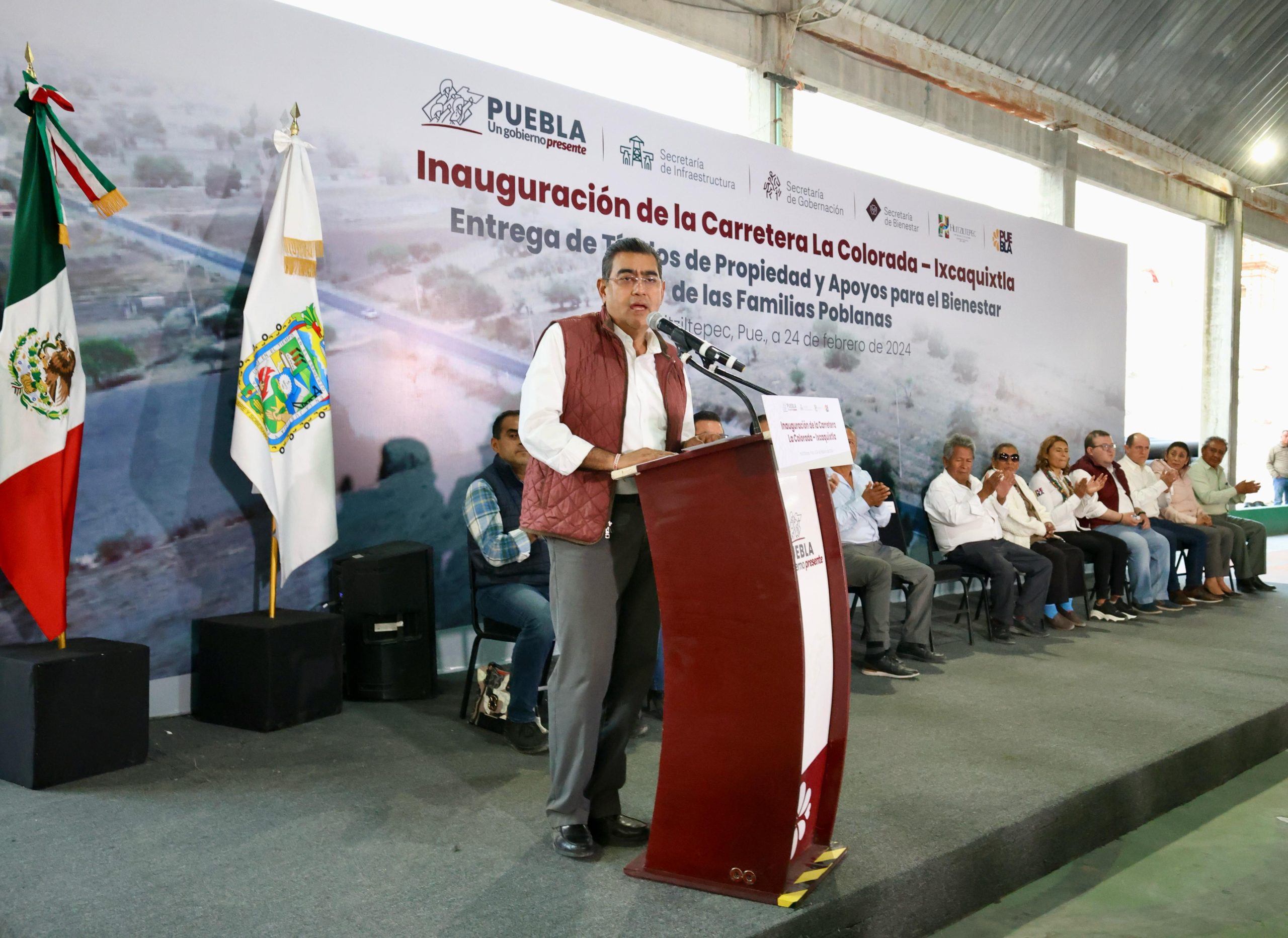 Céspedes Peregrina en Huitziltepec, inauguró la construcción de carretera La Colorada- Ixcaquixtla