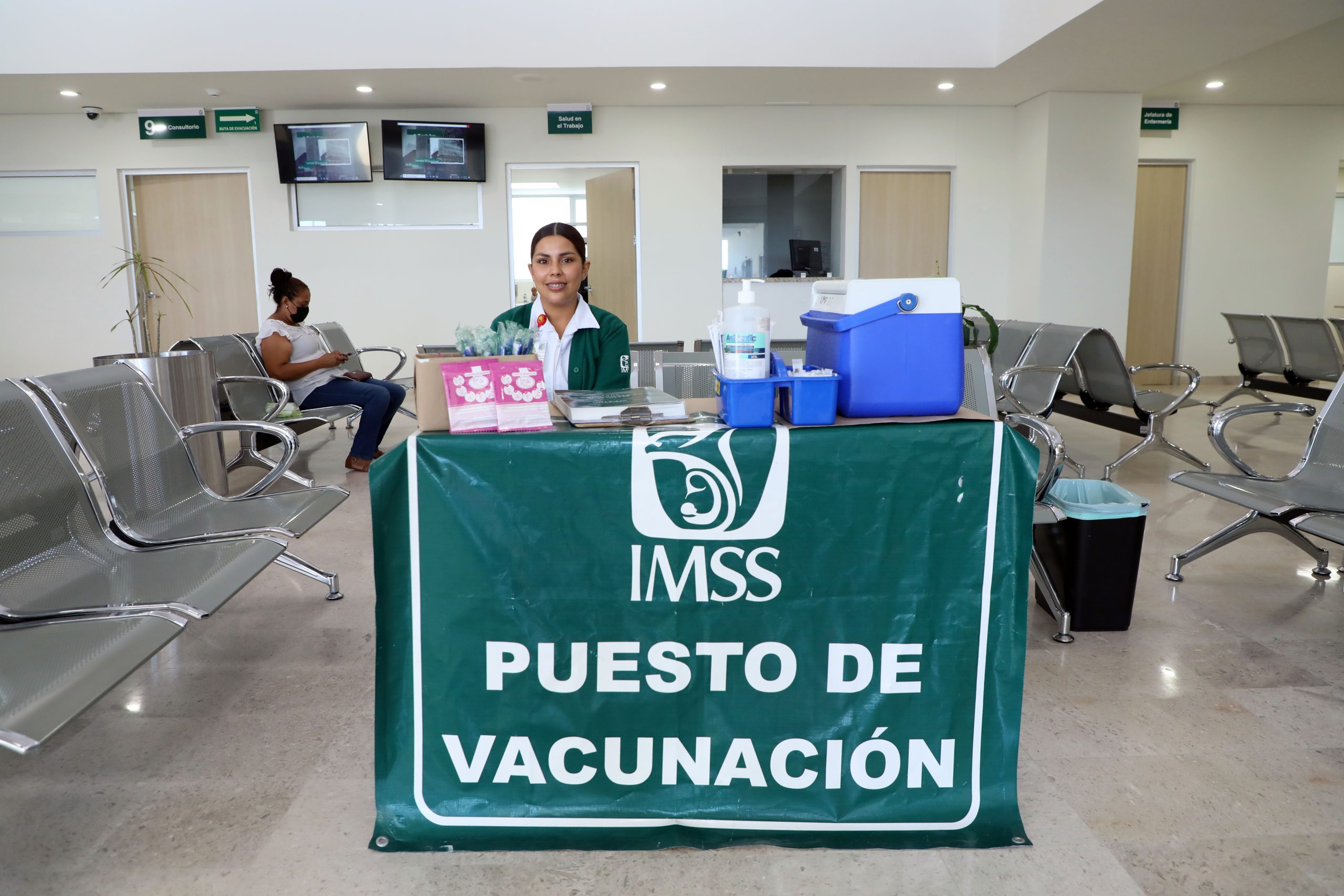 IMSS, presente en la Semana de Vacunación de las Américas; invita a acudir a las UMF con cartilla