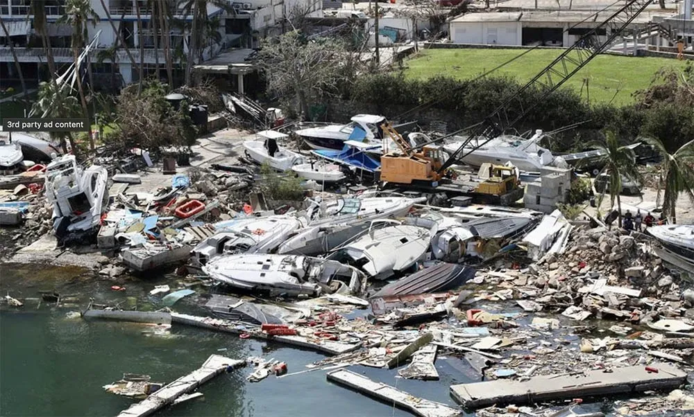 Siguen hallando muertos por huracán Otis en Acapulco
