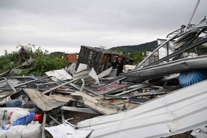 Imágenes muestran la devastación causada por un tornado en China