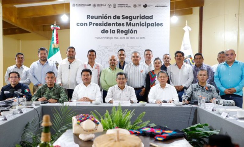 En Huauchinango el gobernador Salomón y alcaldes de la región, coinciden en redoblar esfuerzos para mejorar la seguridad