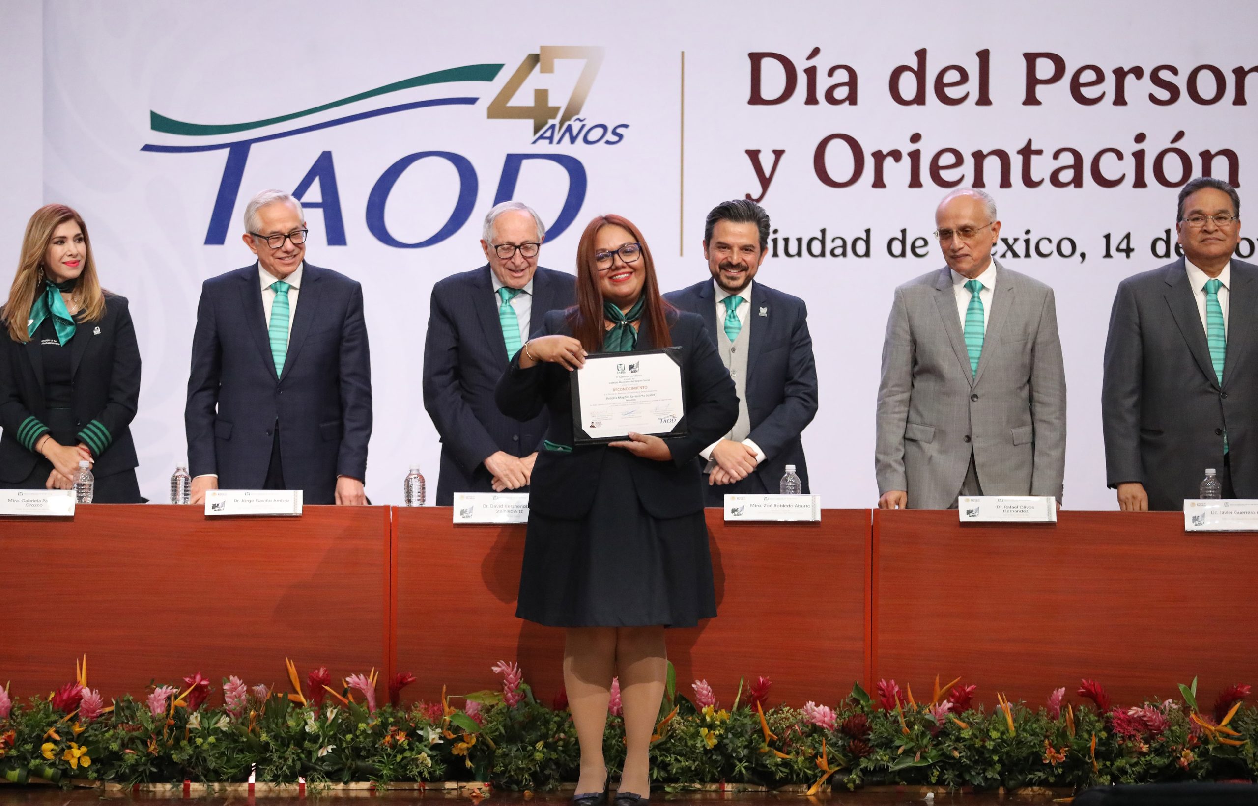 En el país, tiempo de mujeres; en el IMSS, tiempo de TAOD: Zoé Robledo