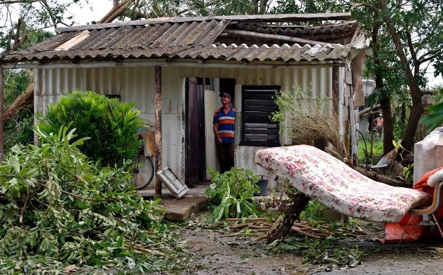 Carece medio millón de personas en La Habana de acceso al agua tras el paso de “Rafael”