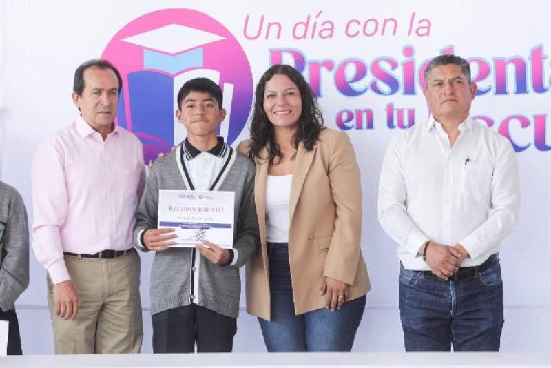 Promueve Lupita Cuautle la participación de estudiantes de educación básica