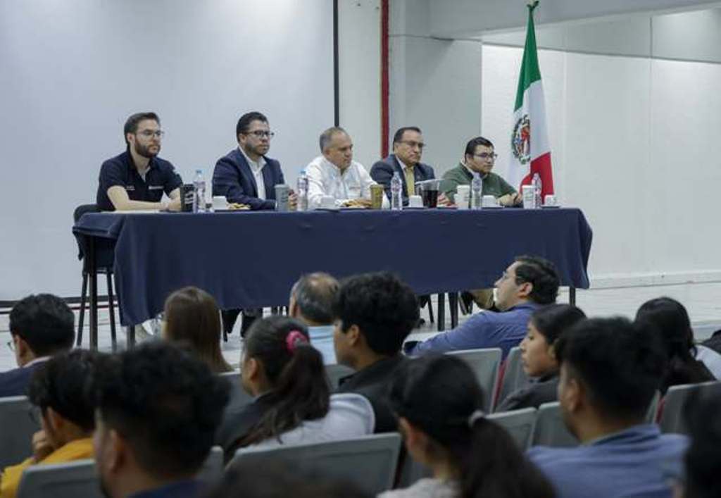 Firma de convenio entre UTTECAM y M&T México