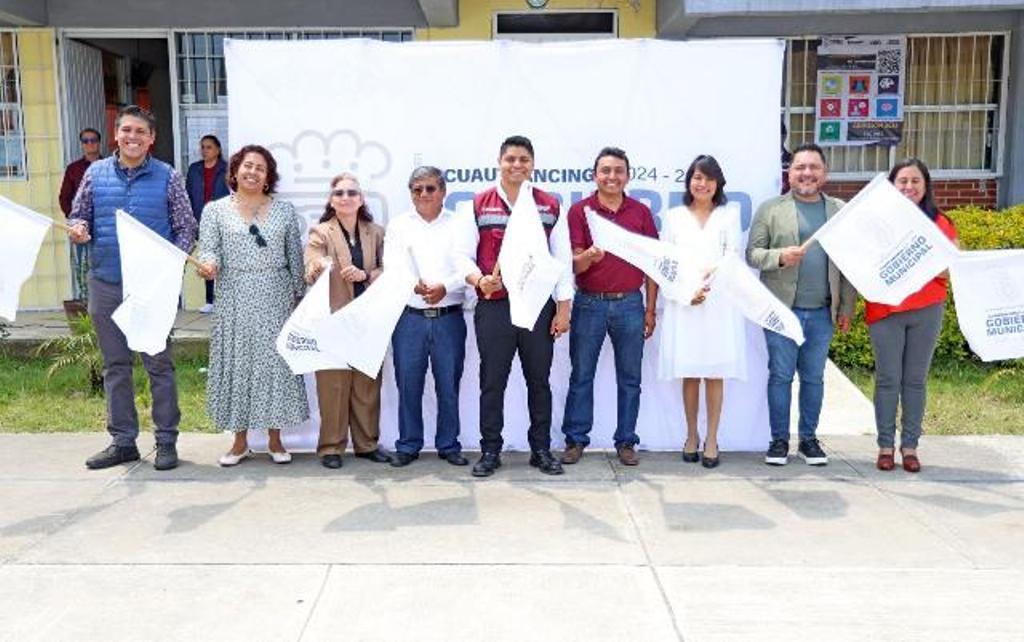 Inicio  Omar Muñoz construcción de arco techos en bachilleratos de San Lorenzo Almecatla