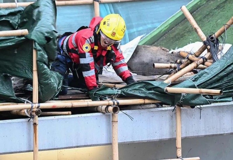El tifón Wipha golpea a Hong Kong con fuertes vientos y lluvias