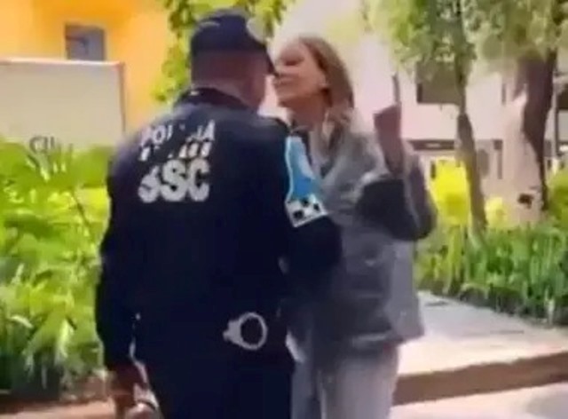 Morena propone cancelar visa a extranjeros racistas