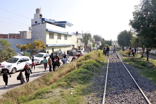 Omar Muñoz encabeza faena comunitaria en la Junta Auxiliar de Sanctorum