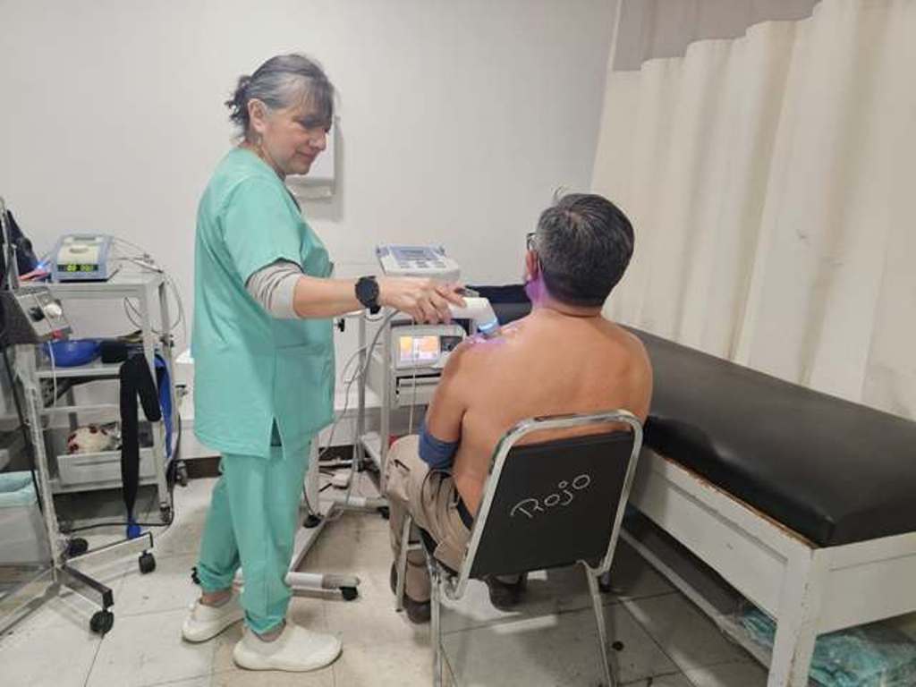 Impulsa IMSS Puebla terapias físicas de rehabilitación para mejorar la calidad de vida de pacientes