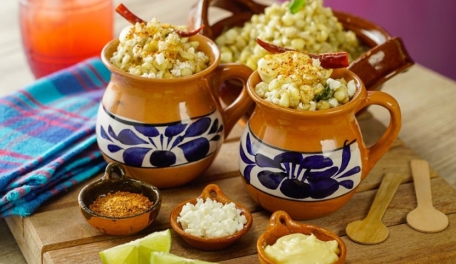 Prepara unos deliciosos esquites caseros con esta receta práctica