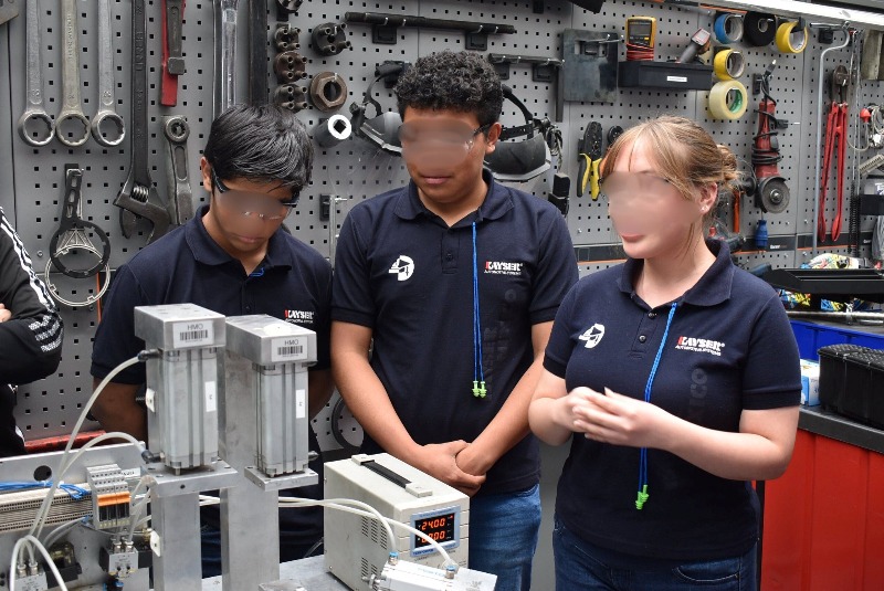 Mediante modelo dual, Conalep Puebla ofrece certeza laboral a estudiantes