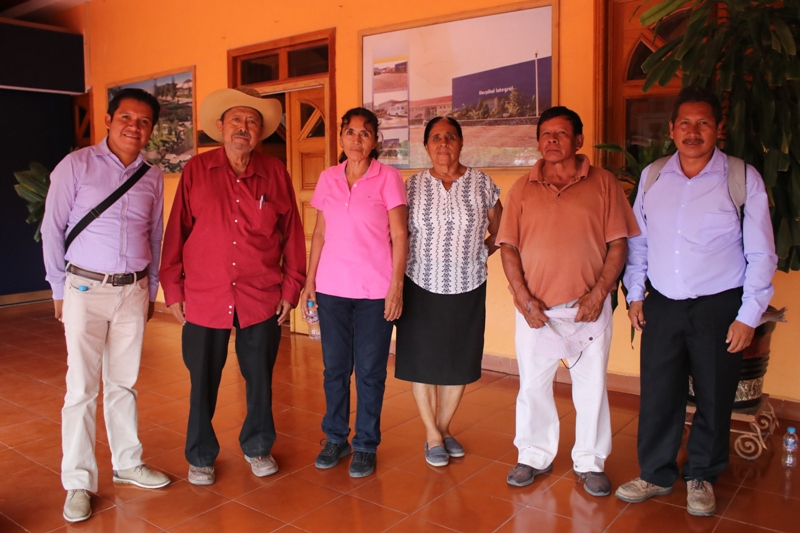 Piden pavimentación en Tezoquipan y tienen respuesta favorable