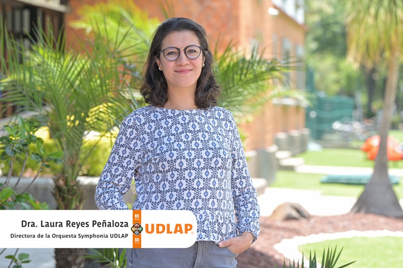 Directora de la Orquesta Symphonia de la UDLAP comparte su talento en talleres musicales en Oaxaca
