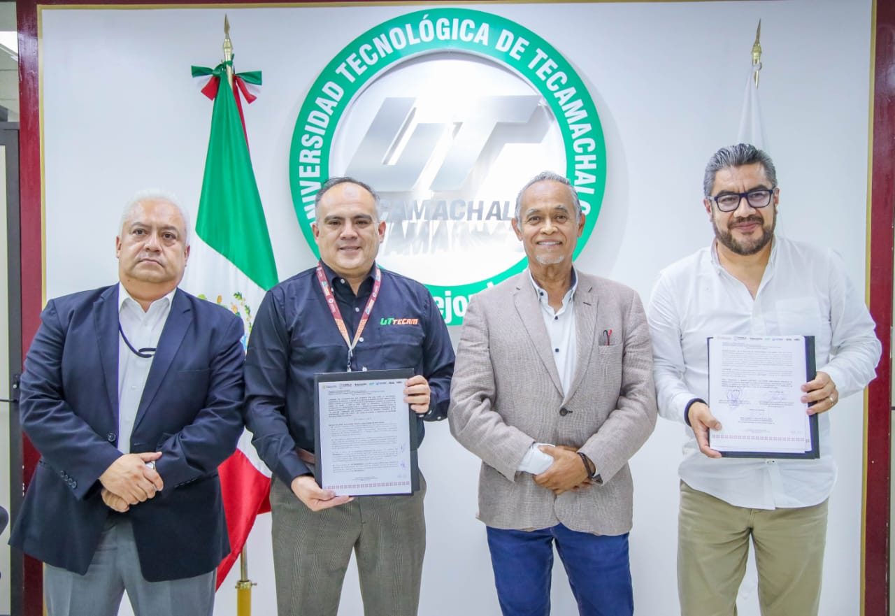 Convenio de colaboración entre UTTECAM y UPAM