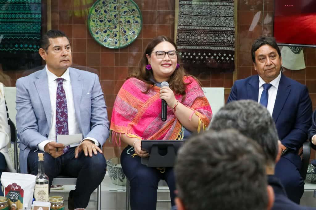 Gobierno de Puebla celebra tradiciones mexicanas con Encuentro “Entre Vivos y Muertos”