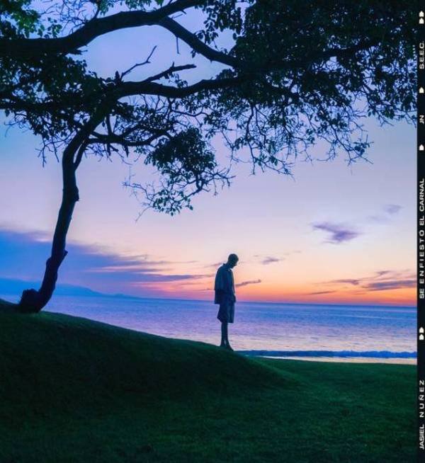 JASIEL NÚÑEZ PRESENTA EL HIMNO ALEGRE “SE ENFIESTO EL CARNAL”