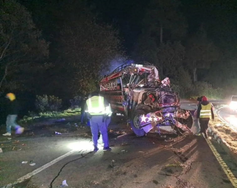 Accidente de autobús en Guatemala deja 15 muertos