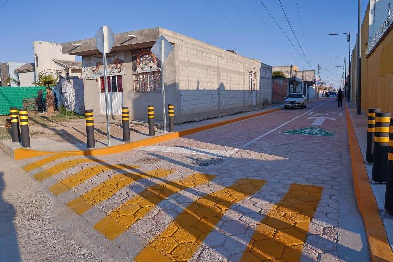 Refuerza Lupita Cuautle el desarrollo urbano con entrega de más obras