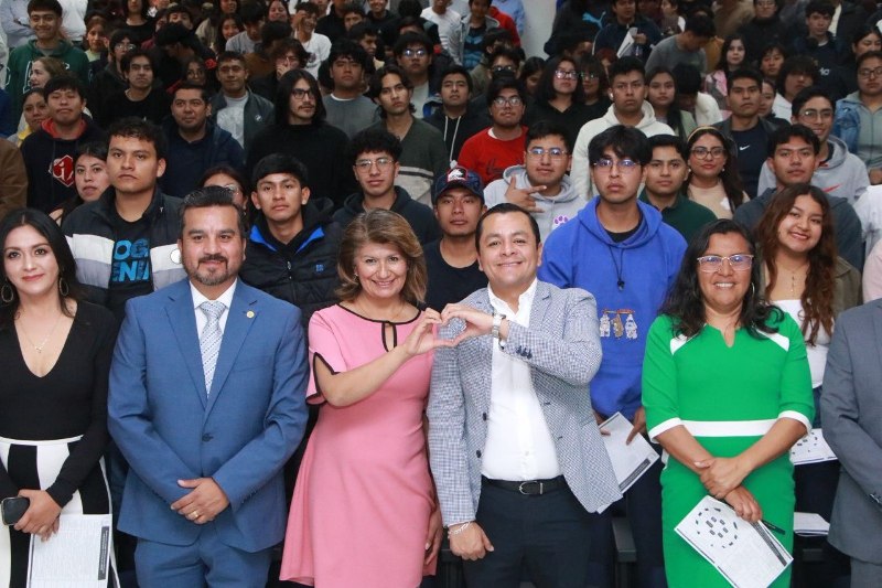 Consolida UTH su proyección académica y social al cierre de 2025