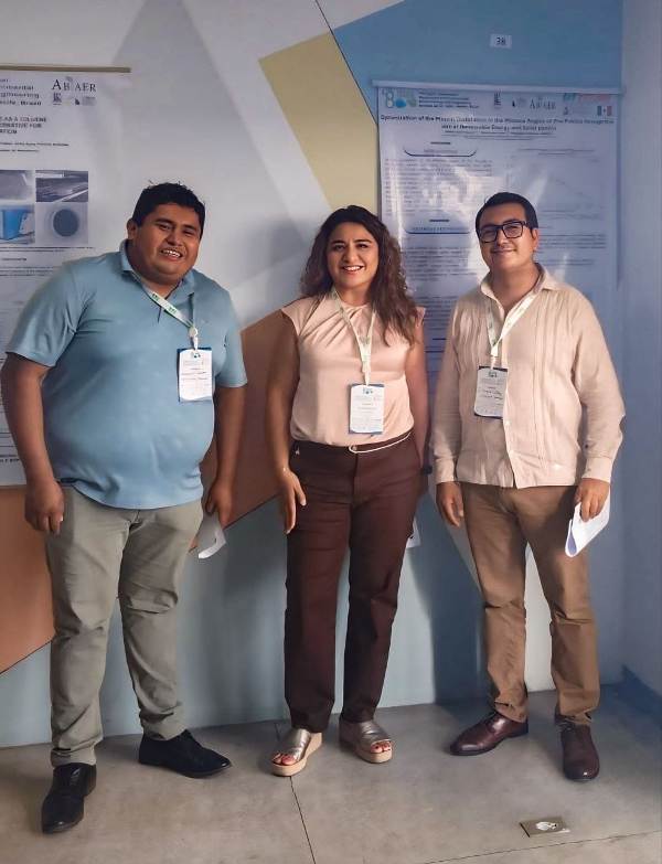 Impulsa UTTECAM innovación mezcalera en simposium internacional de Brasil 2025