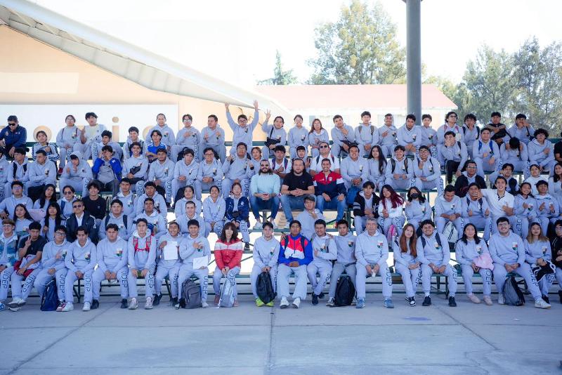 UDEP presenta figuras de fútbol en el Encuentro “Rumbo al Mundial”