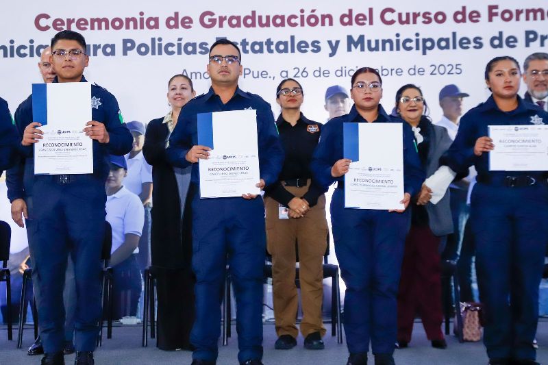 Gobierno de Puebla prepara policías confiables en beneficio de familias