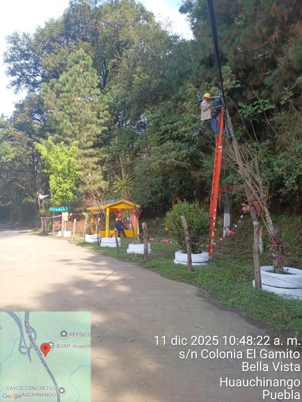 Rehabilitan alumbrado público en Acatlán