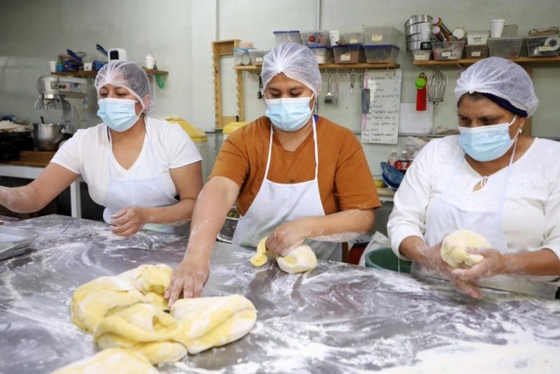 Alista DIF Puebla Capital la Rosca de Reyes más grande del mundo