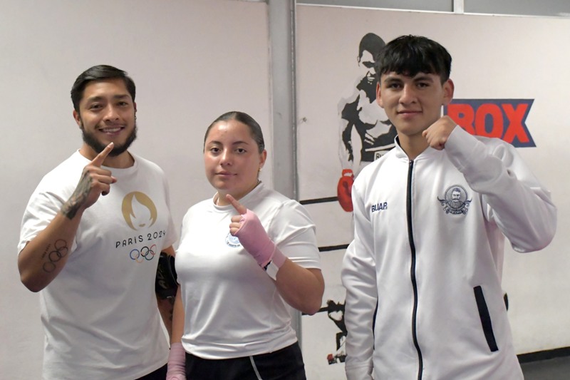 Forma BUAP campeones arriba y abajo del ring