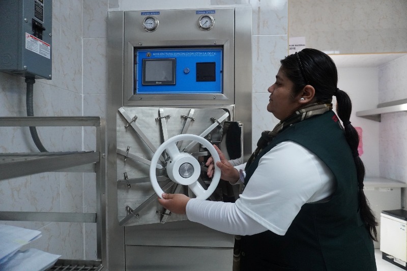 Obra Comunitaria dignifica hospitales para bienestar de la familias