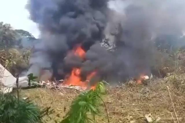 Muertos por avión militar que se estrelló suben a 69; denuncian fallas y falta de mantenimiento