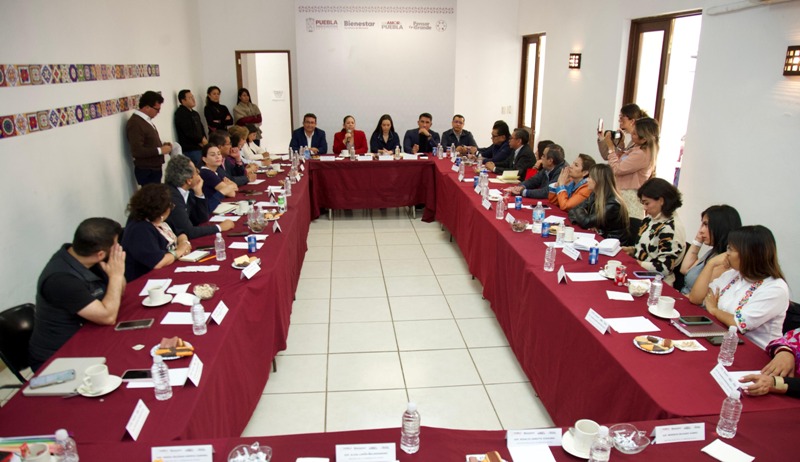 Gobierno de Puebla y Congreso ampliarán alcance de programas sociales