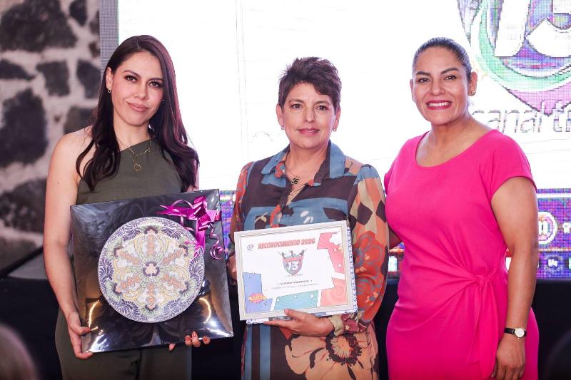 En San Andrés Cholula reconocen a mujeres destacadas