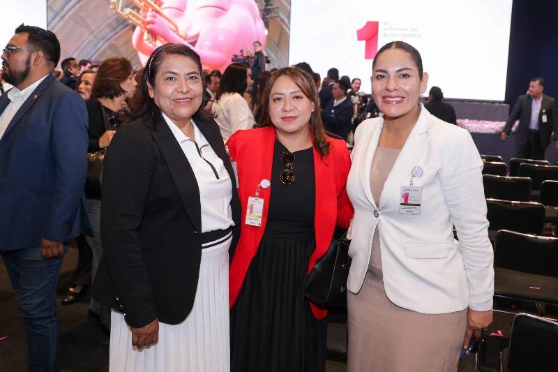 Lupita Cuautle presente en el Primer Informe de Ceci Arellano
