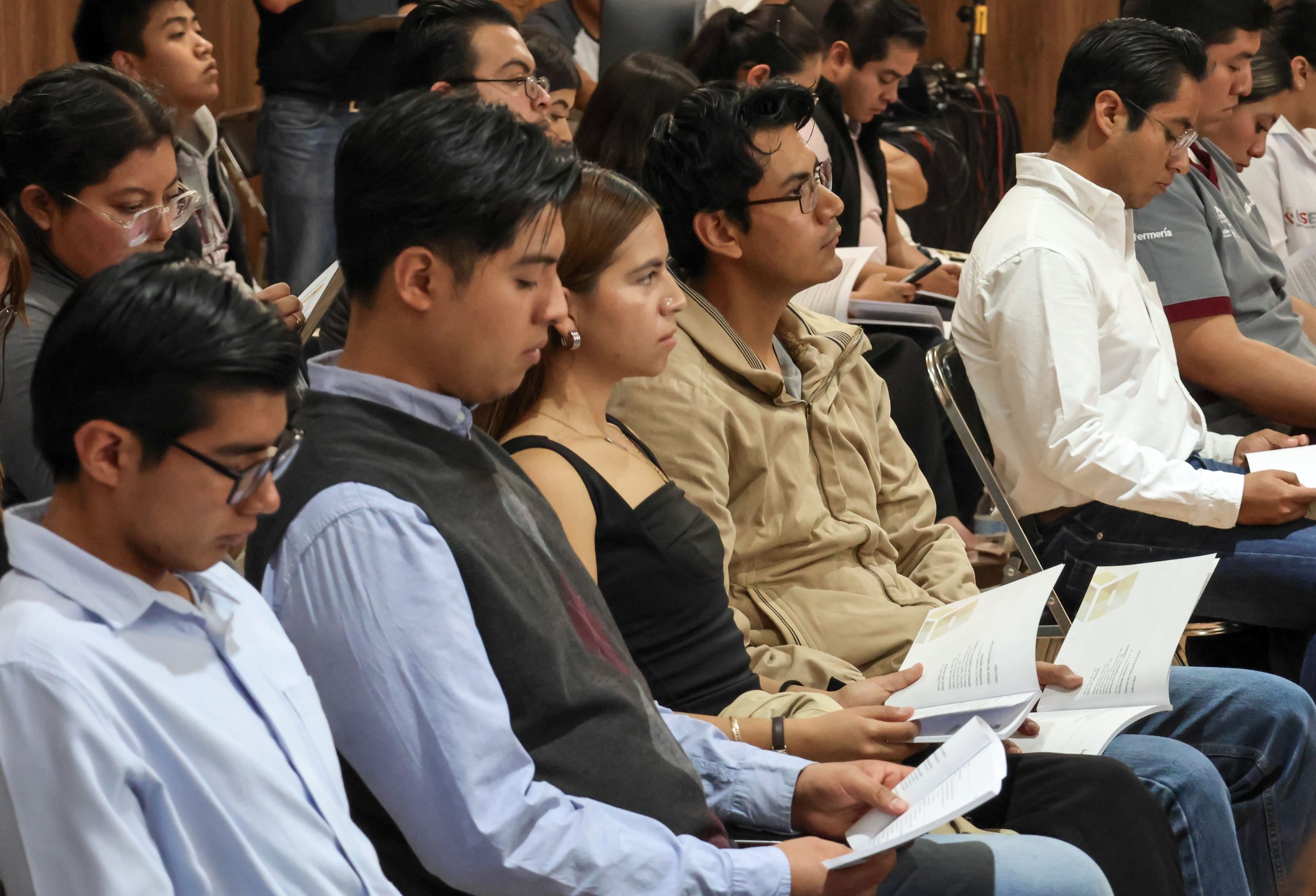 EL IEE PRESENTA A INSTITUCIONES UNIVERSITARIAS LA «GUÍA PRÁCTICA PARA CONOCER EL SISTEMA POLÍTICO ELECTORAL MEXICANO»