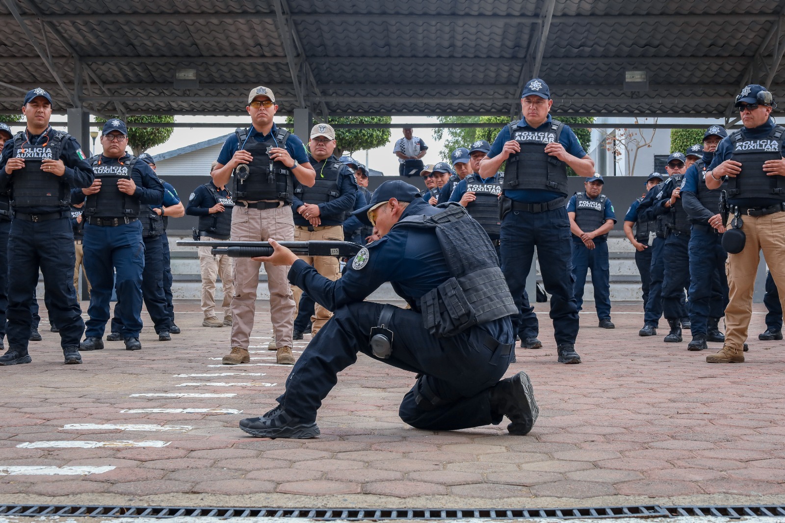 Policía Auxiliar refuerza habilidades operativas en prácticas de tiro