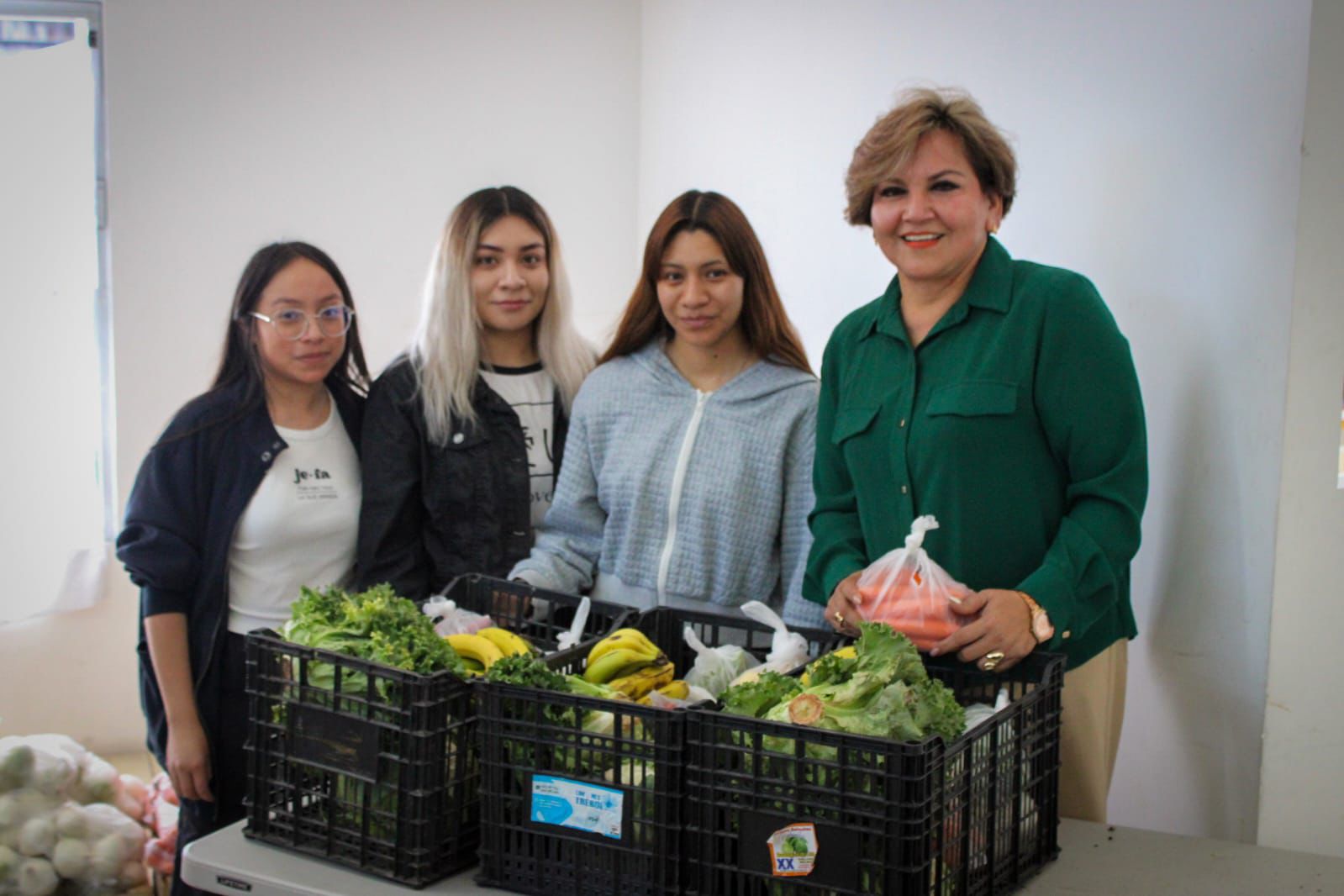 Impulsa diputada Floricel González Jornada de Entrega de Despensas Verdes