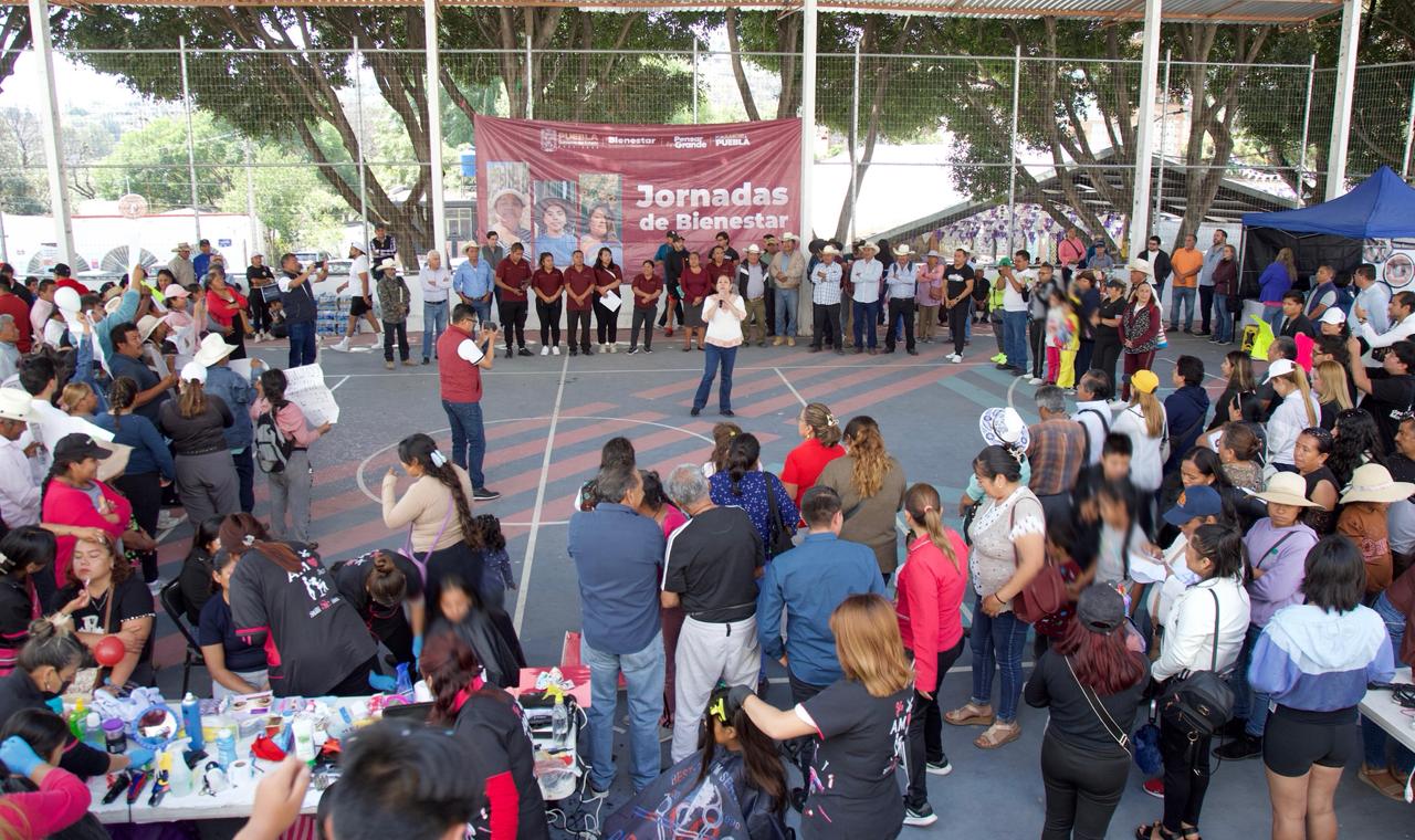 Gobierno de Puebla refuerza atención a necesidades comunitarias