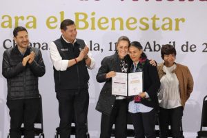 PRESIDENTA CLAUDIA SHEINBAUM ENTREGA 240 VIVIENDAS Y 577 CONDONACIONES DE CRÉDITO EN SAN JOSÉ CHIAPA, PUEBLA