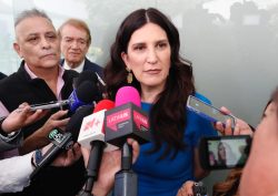 HOY EN MÉXICO ES TIEMPO DE VALIENTES: KENIA LÓPEZ RABADÁN