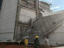 Protección Civil estatal atiende contingencia por fuertes vientos en Hospital de Traumatología
