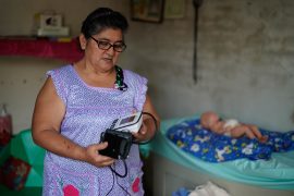 Reconoce IMSS labor de más de 2 mil 900 parteras en atención materna a nivel nacional