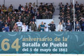 En unidad, con patriotismo y orden se realzó el desfile del 5 de mayo