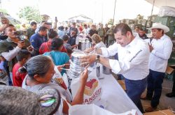 Con Tianguis del Bienestar, Gobierno Federal y Estatal regresan al pueblo lo robado