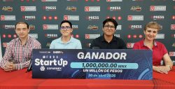 Estudiantes de UPAEP ganan premio COPARMEX con NutriApp, plataforma de salud preventiva