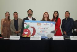 Convenciones y Parques recolecta 10 mil despensas para familias vulnerables