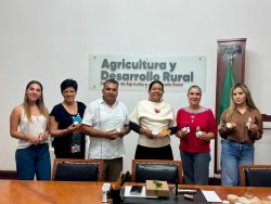 Miel poblana fortalece proyectos productivos encabezados por mujeres rurales